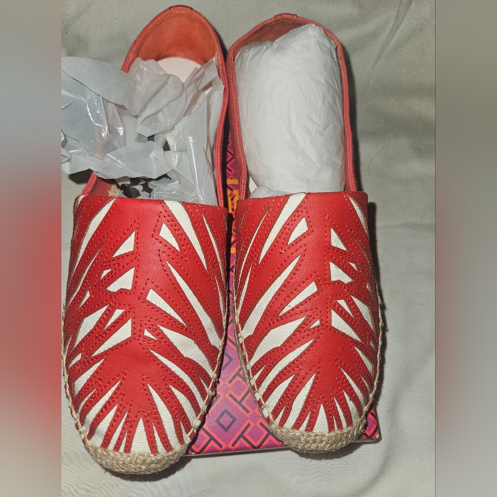 Tory Burch Espadrilles, 10.5, Red & Ivory - Picture 2 of 8